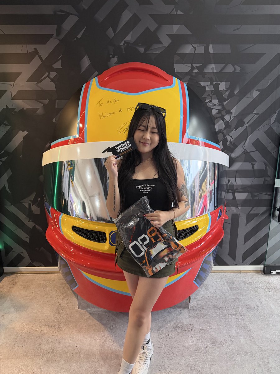 QUAD LOCK tweet media