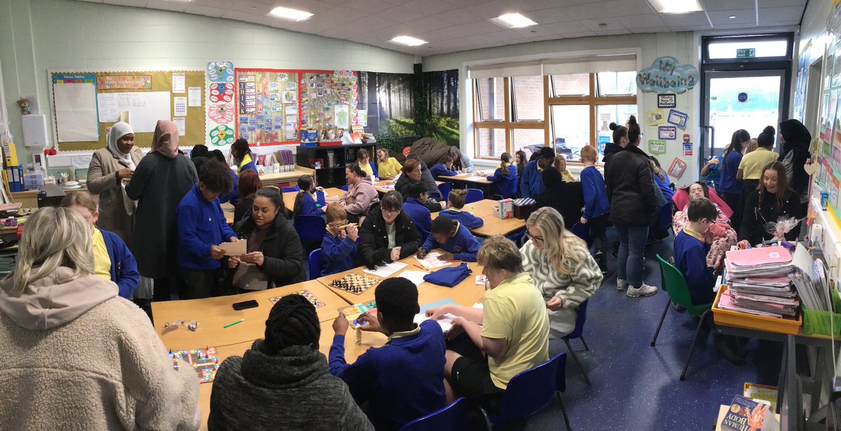 Mrs Shields tweet media