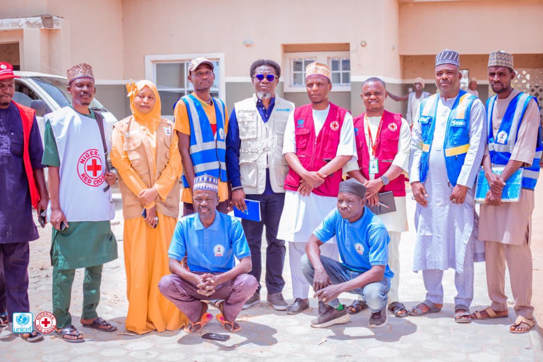 nrcs_ng's tweet photo. We teamed up with @UNICEFNigeria & JISEMA to check progress on disaster prep in Jigawa State! 🚨 Under the SRSP project, funded by @EU_ECHO, we inspected Warwade emergency warehouse & met with LEMC in Auyo LGA. Kudos to NRCS for improving capacity! 👏 Communities are ready for the 2026 flood season, with early warnings & simulations underway! #DisasterPreparedness #UNICEF #ECHO #JISEMA