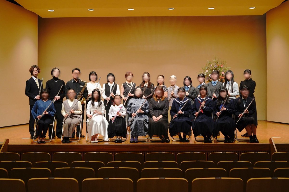 Nqtsu079's tweet photo. 3/8（日）に地元茨城でのフルート発表会に参加させて頂きました！

大学で学んだ一年を先生にお伝えできて良かったです🙏🏻
ピアノ伴奏の髙野先生もいつも綺麗な演奏ありがとうございます( ; ; )
これからの3年間実りの良い生活にしていきます🍀 https://t.co/bHG05eZb8w