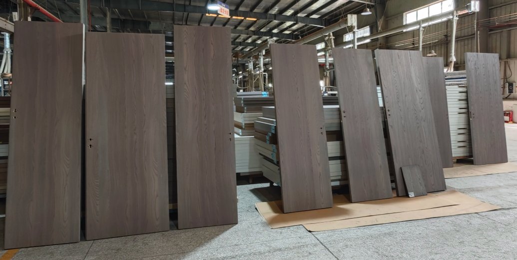 wngdoshng275482's tweet image. 45 sets of painted doors inspected and shipped to the US. QC completed before export delivery.
📞 +86 136 9429 8451
🌐 blossomcheer.com
#blossomcheer #exportupdate #painteddoor