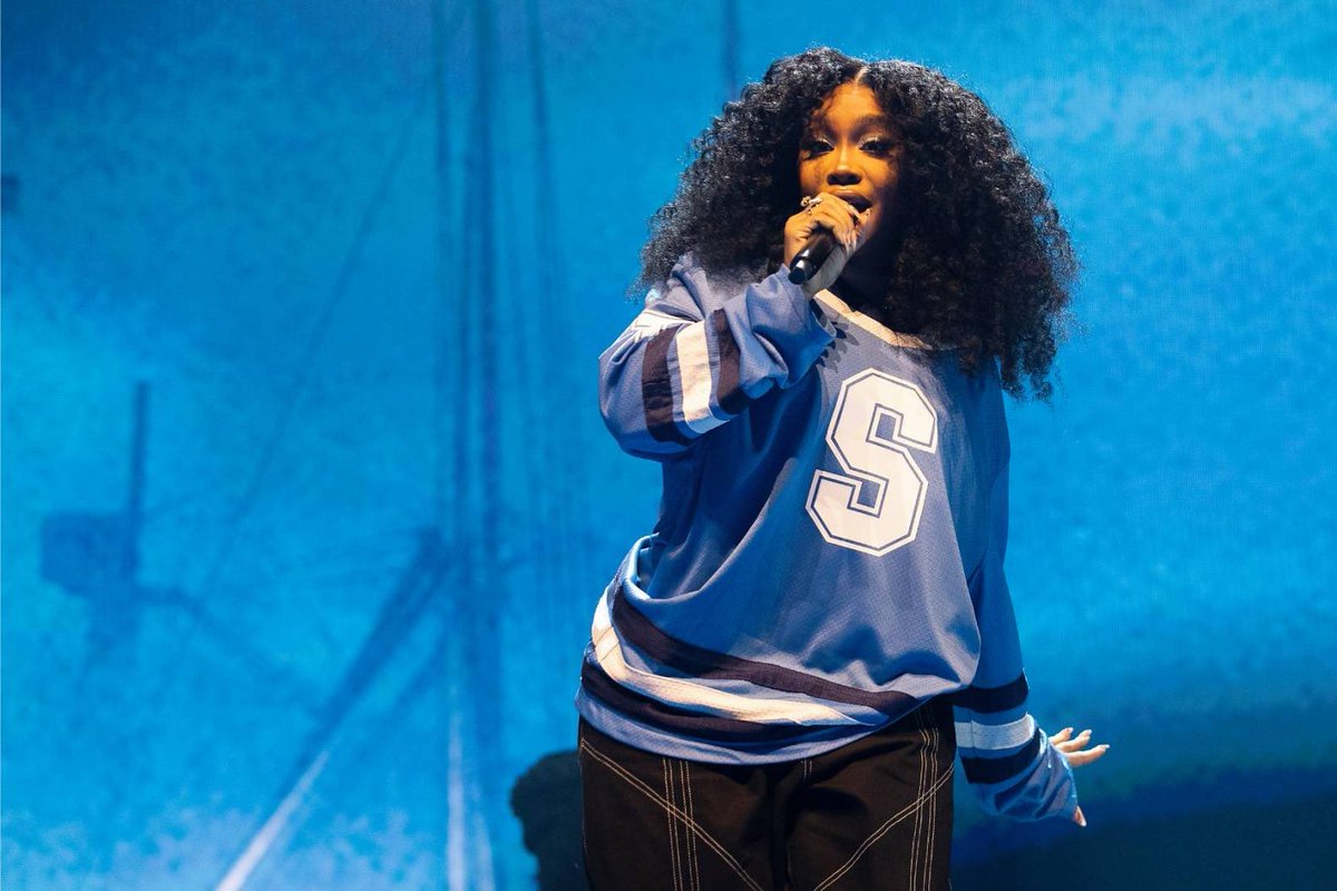 SOS by <a href="/sza/">SZA</a> becomes the FIRST ALBUM IN HISSSSSSSTORY to surpass 70 Million-RIAA single units ! 🌟

All six singles from ‘SOS’ by SZA have been certified 4x PLATINUM or higher in the US. Kill Bill is now certified DIAMOND!! 💿💎

Un record de plus à son arc. 🏹 Bravo à elle! 💙