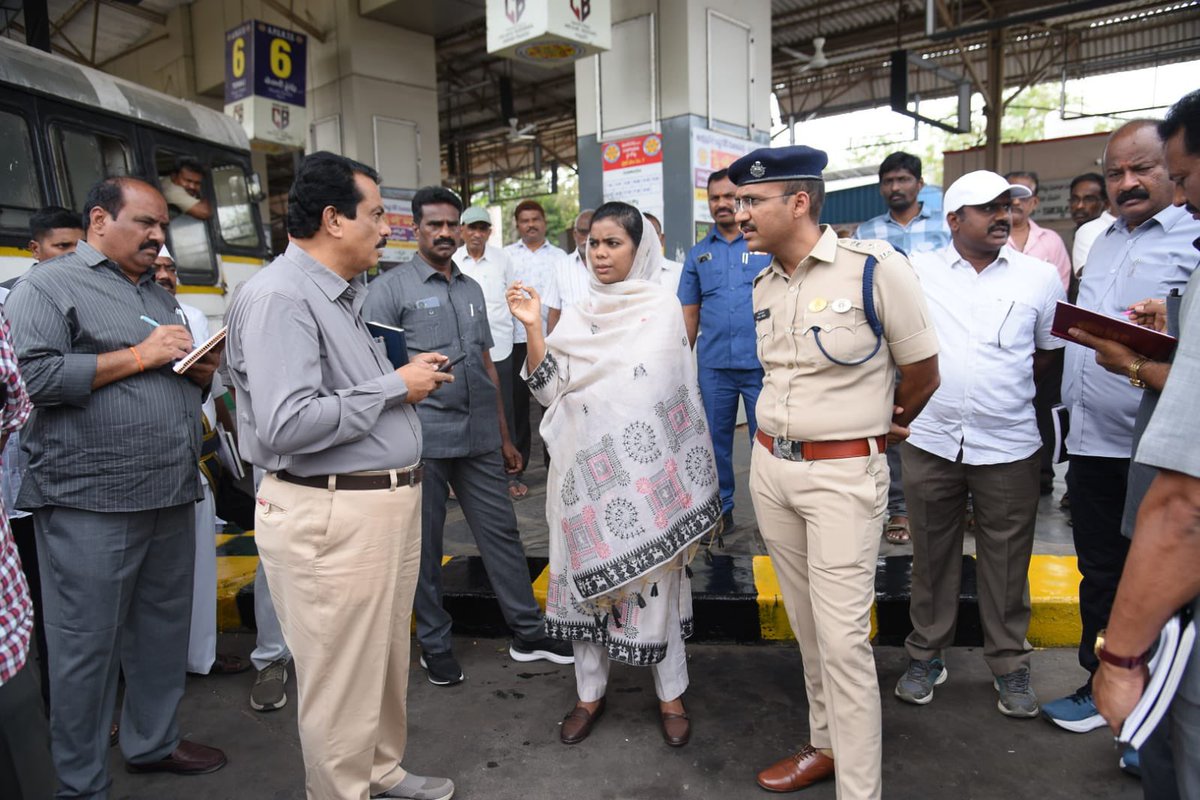 Guntur Collector tweet media