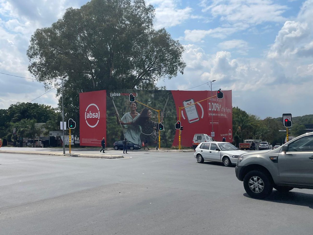 jhbproperty's tweet photo. WATCH : We’re on the ground at the intersection of Witkoppen & Main, removing illegal outdoor advertising structures erected outside @CityofJoburgZA processes.
✔️ Safer roads
✔️ Fair compliance
✔️ Protecting City revenue
#KnowTheJPC https://t.co/SmkWo4ItOD https://t.co/KfCNqu9de8
