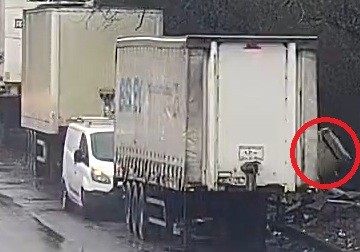 Bucks FlyTipping & Littering tweet media