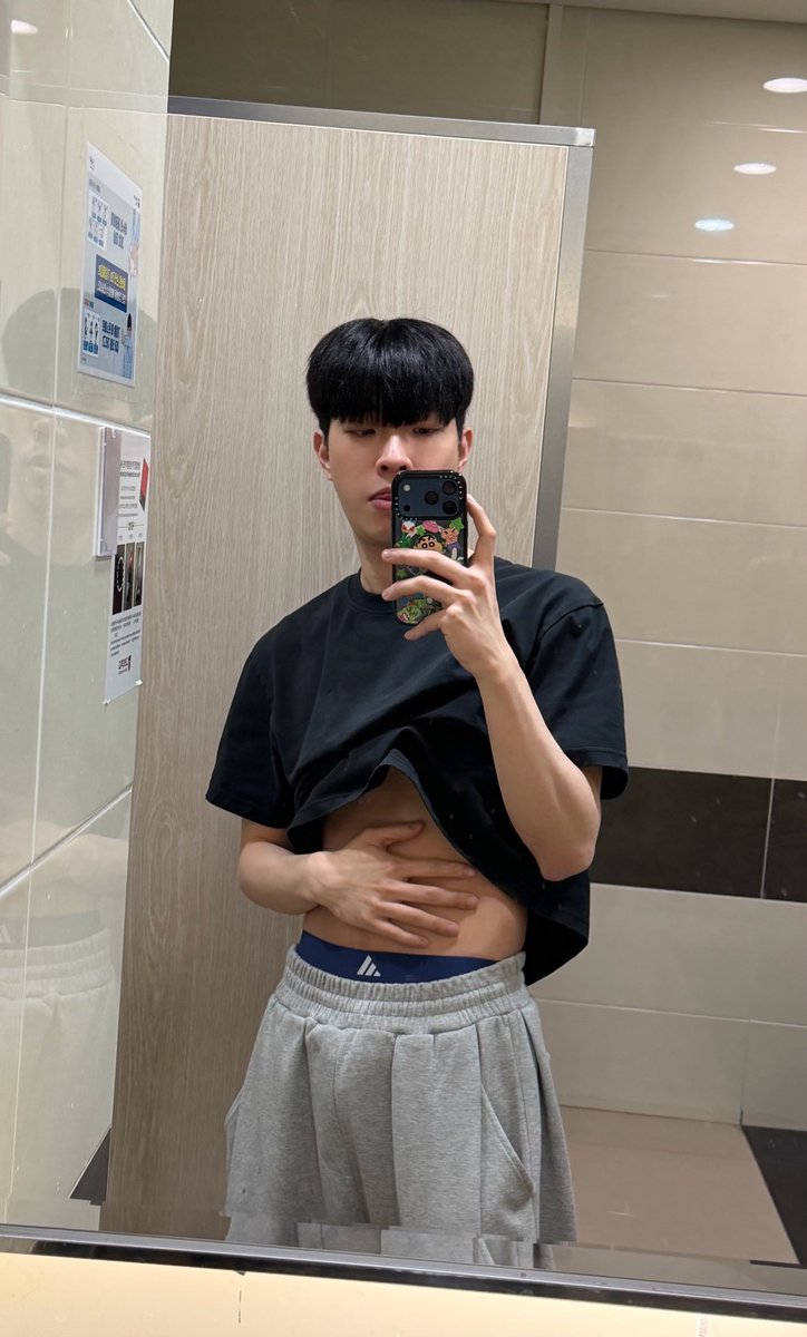 민🙇🏻 tweet media