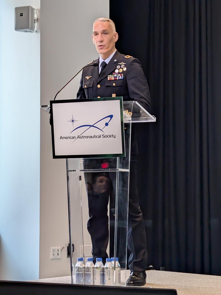 Aeronautica Militare tweet media