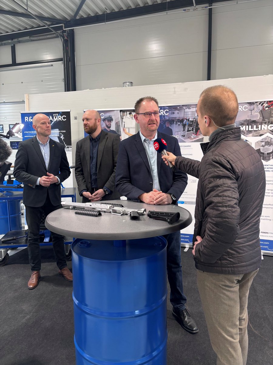 Carsten Bach tweet media