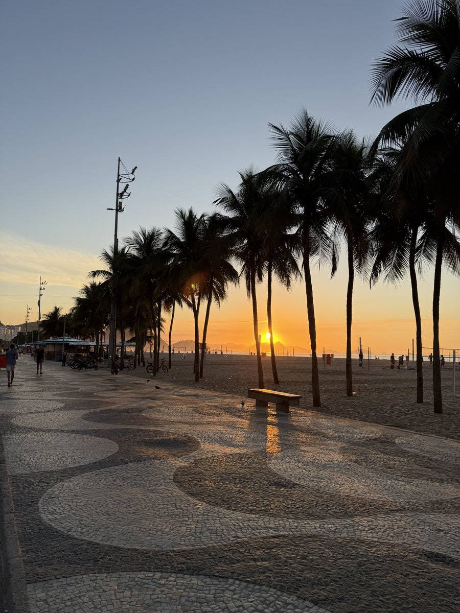 malududa's tweet photo. Sério vai tomar no cu eu amo o rio de janeiro https://t.co/DFMjYr6qGi