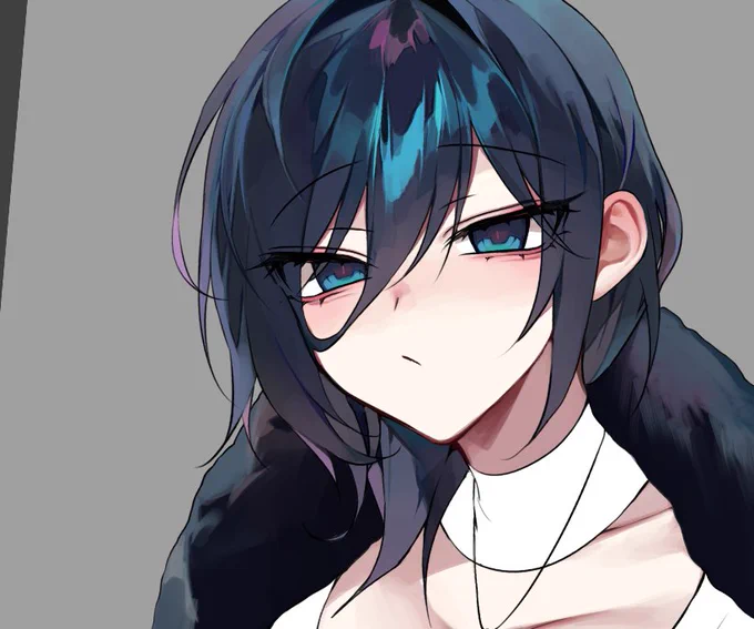 オールブラックにしようか悩んでる