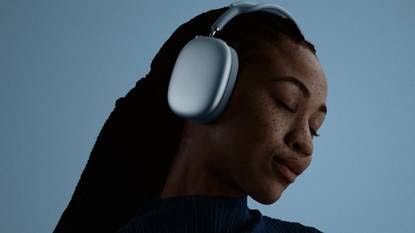 HindiTechDaily tweet media