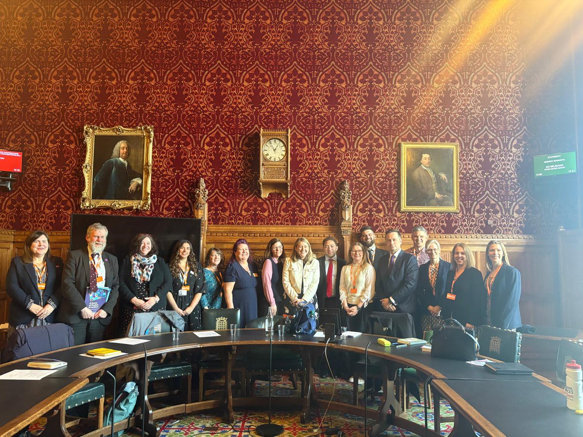 Calvin Bailey MBE MP tweet media