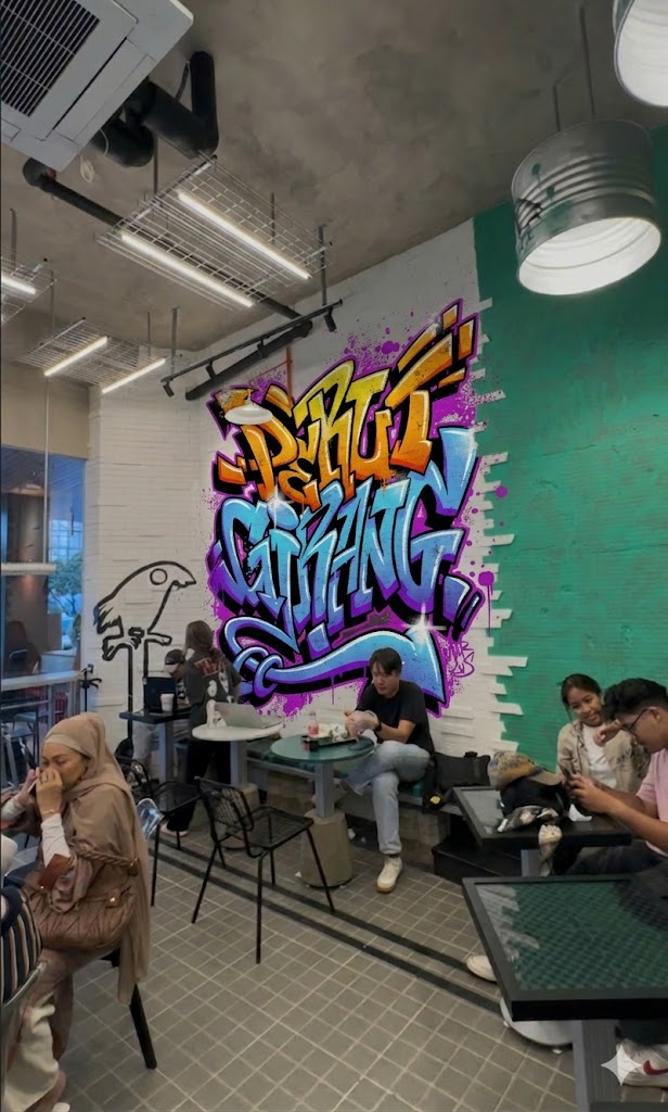 MarkusManson tweet media