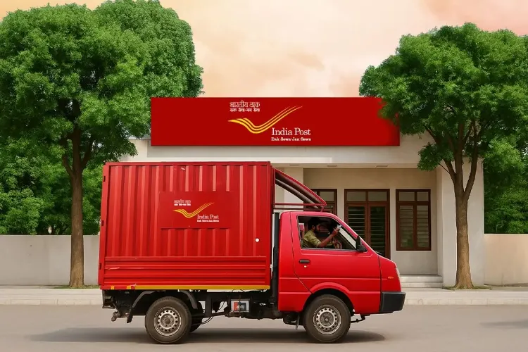 Dnn24Network's tweet image. India Post launches premium services with 24-48 hour delivery for urgent consignments across major cities.

Read the Full Article: awazthevoice.in/india-news/new…

#IndiaPost #SpeedPost #DeliveryService #Logistics
#EcommerceIndia #TechUpdate #DNN24 @AwazThevoice