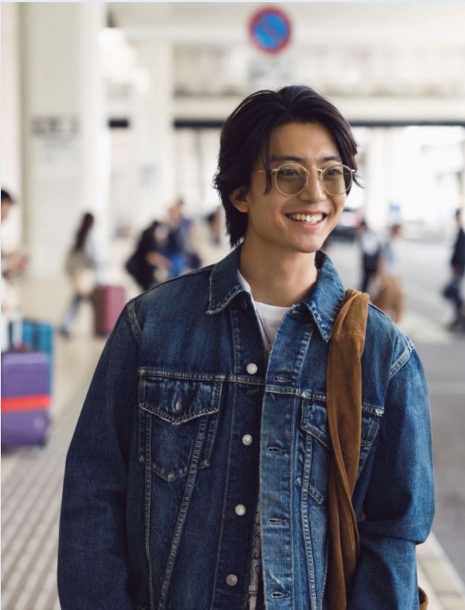 hoshinosyoten's tweet photo. ✨#伊藤健太郎写真集 「JUNCTION」 発売記念お渡し会 3/21（土）開催✨

開催場所 : ジュンク堂書店 名古屋店

集合時間を設けてさせていただきました。整理券番号を今一度ご確認ください。

イベント詳細はこちら➡︎ https://t.co/bI2TrUUhVa

#伊藤健太郎 @kentaro_photo26 @junku_nagoyaten https://t.co/rHMU1UhNLe