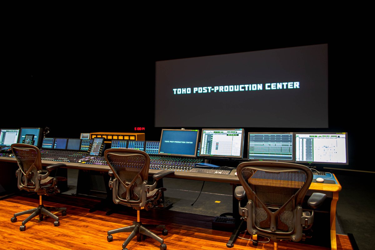 ゴジラ tweet media