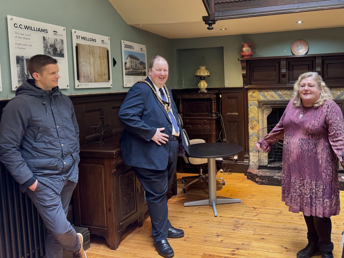 Llanrumney Hall tweet media