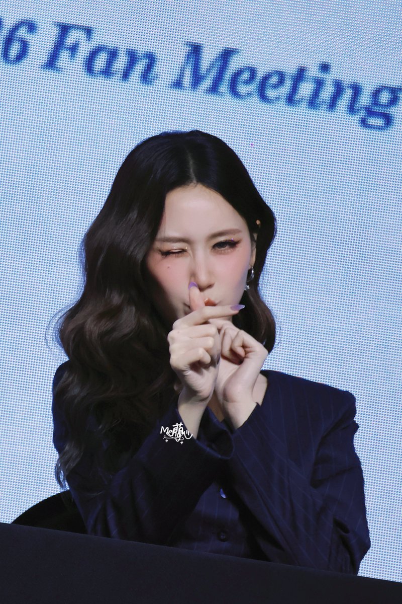 allright211's tweet photo. 𝟐𝟔𝟎𝟑𝟏𝟒 𝐊𝐉𝐉𝐊 𝐅𝐌 𝐢𝐧 𝐌𝐚𝐧𝐢𝐥𝐚
@janeeeyeh 

眼睛亮亮的🥺
#janeeyeh https://t.co/d2FRfG7h80