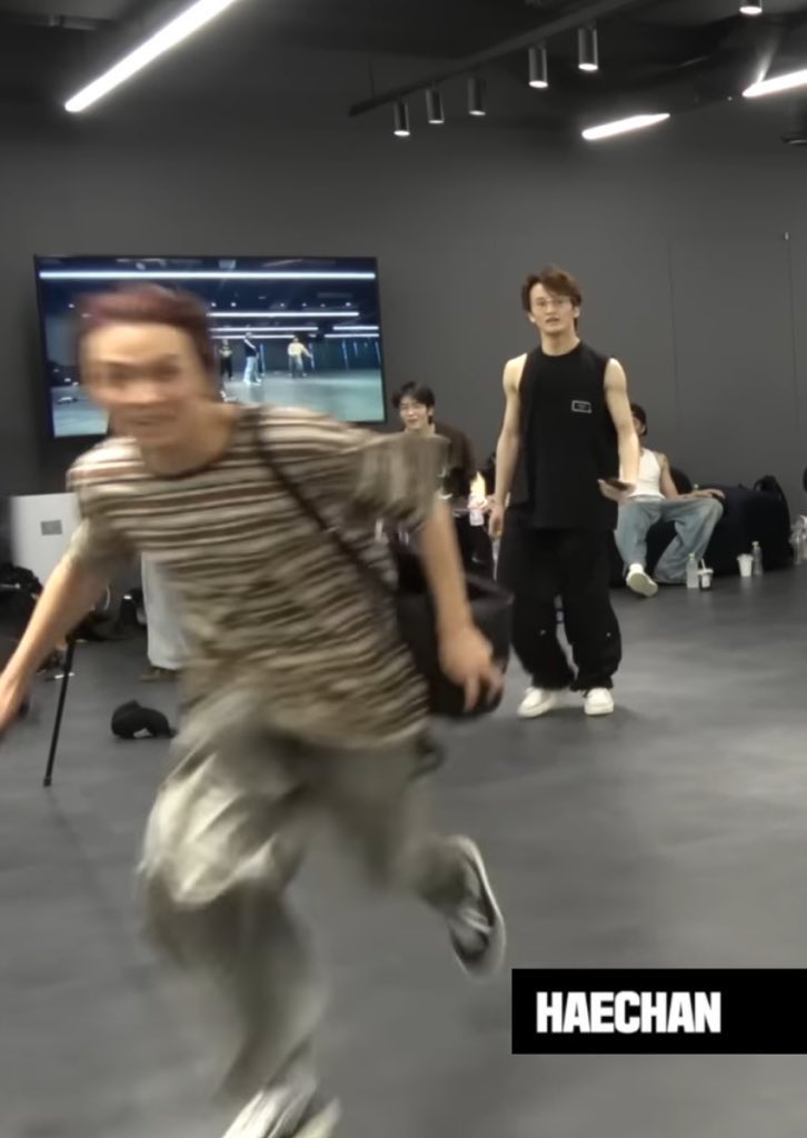 เราตอนเลิกงาน                        เพื่อนร่วมงาน