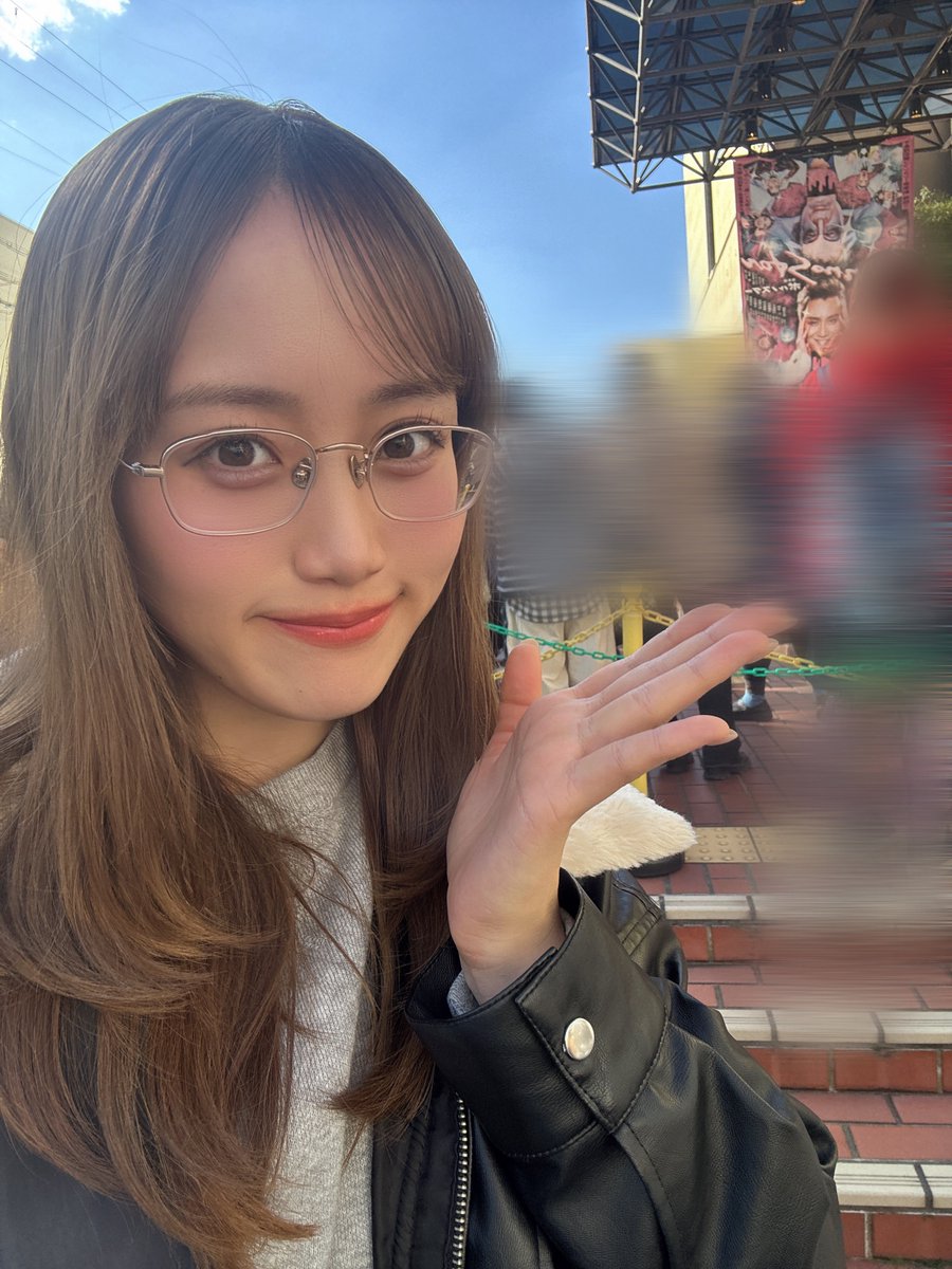 miyu__colorful's tweet photo. #音楽劇ポルノスター 観てきました！
めちゃくちゃ面白かった😆💃🔞🎸🎤
お友達の北村瞳ちゃん♡ダンスも歌も演技も全部かっこよかった✨ほんまに尊敬、憧れ、、
豪華なキャストの皆様の演技を間近で観られて
勉強になりすぎた、活かしたい…！
とっっても最高で贅沢な時間でした⏳♡ https://t.co/3Iz9nBtN4H