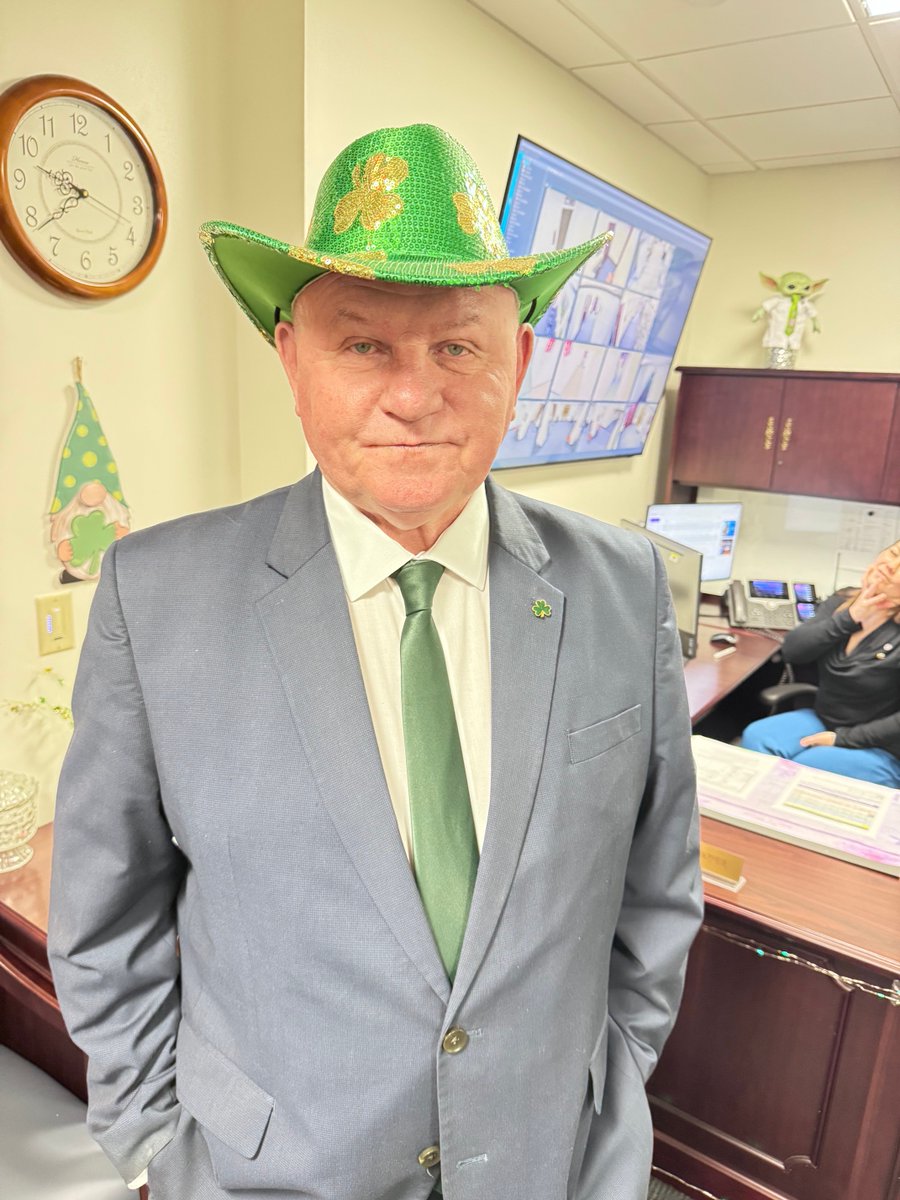 Kathy Mears tweet media