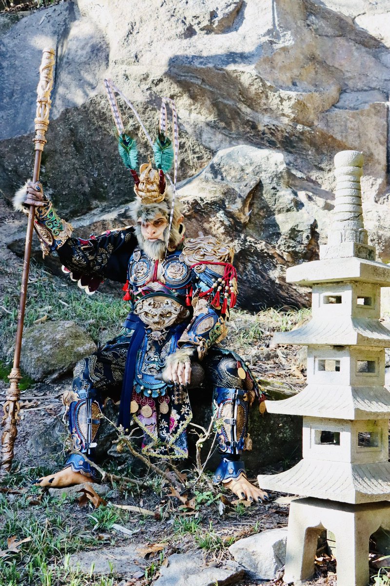 BrandonJCosplay's tweet photo. Hey guys it’s been forever since I’ve tweeted but I finished my latest cosplay, here’s Wukong. 
.
.
.
.
#BlackMythWukong #Wukong https://t.co/igxE0RXCSV