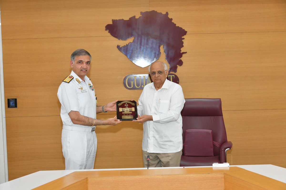 CMO Gujarat tweet media