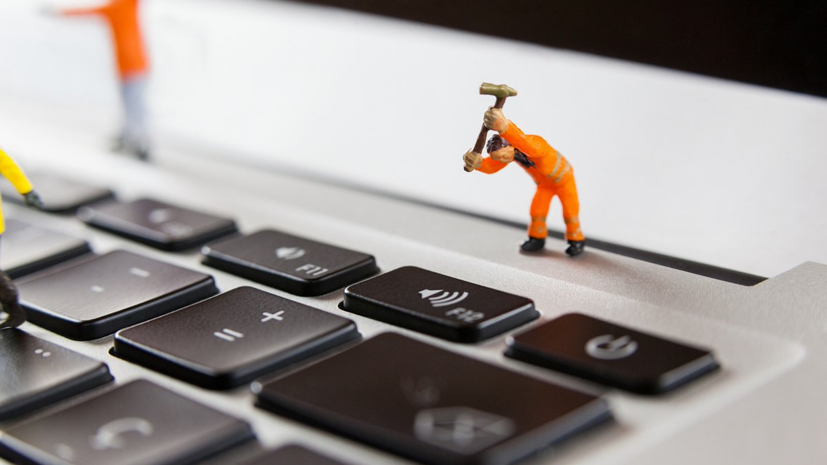 ¿Eres de los que se conforman con que su #web profesional solo se cargue? ¿Sabes las señales de alerta de una #infraestructura obsoleta? Te lo contamos en este artículo realizado con la colaboración de <a href="/dinahosting/">Dinahosting</a>  muypymes.com/2026/03/17/sen…