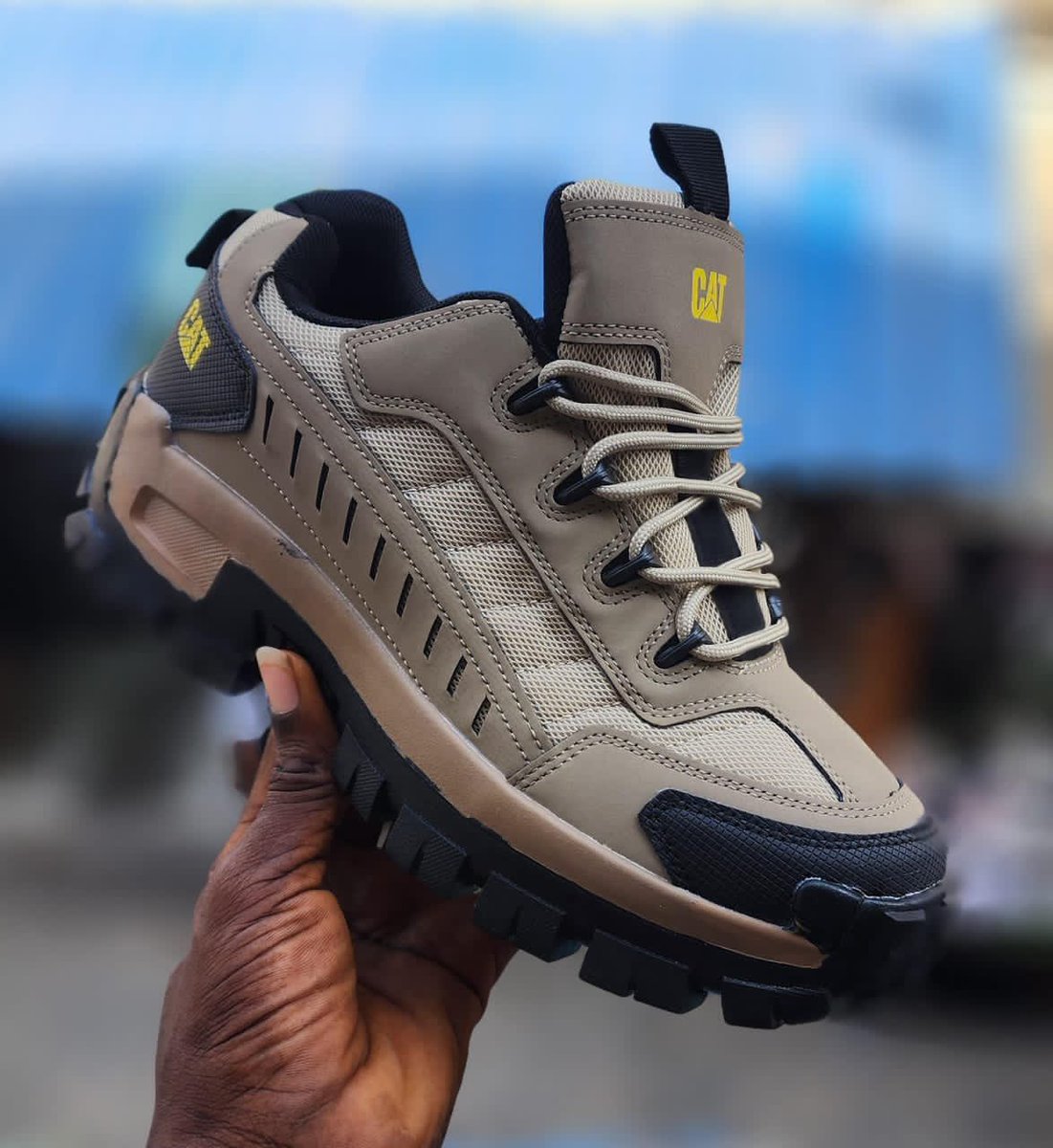 byadunni_'s tweet image. You already know CAT Invader shoes are very heavy duty shoes, rugged &amp;amp; durable.

Come get this for 45,000🏷️

📍Ibadan

Nationwide delivery 🚚