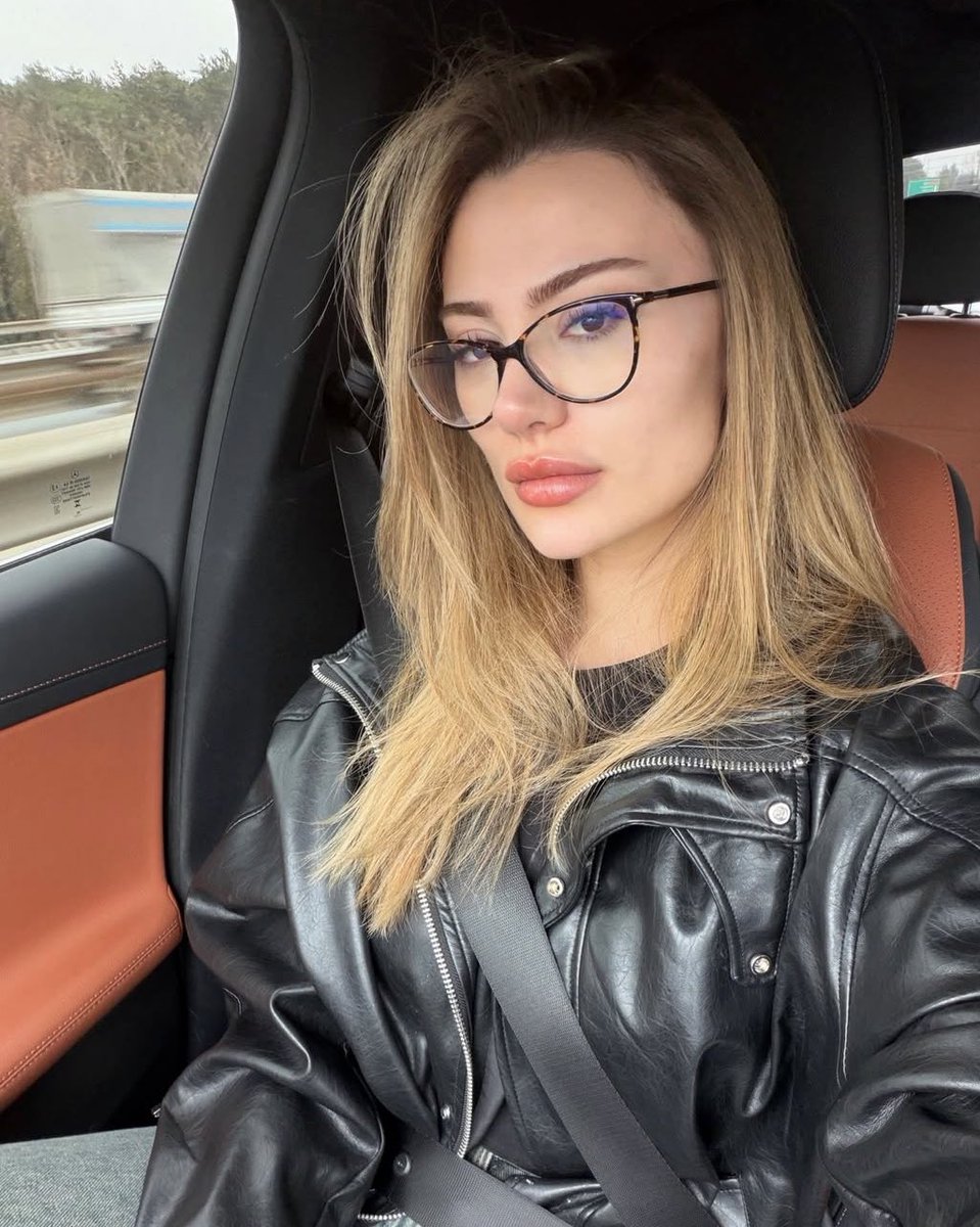 Daily Magazin tweet media