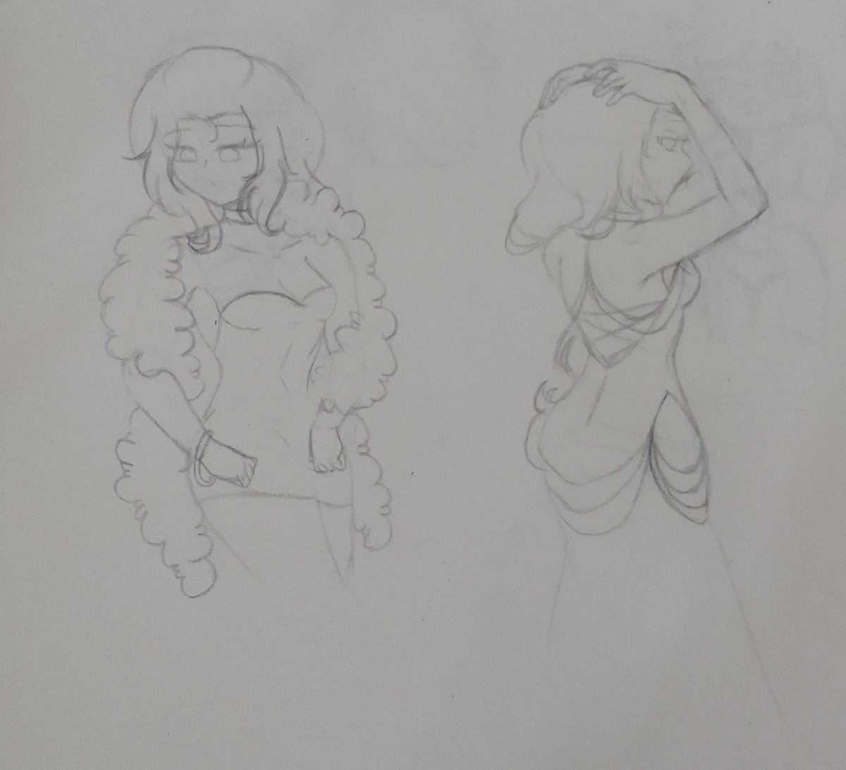 SCaprice61145's tweet photo. Which black dress would you like short or long? https://t.co/DcXQa0UAcV