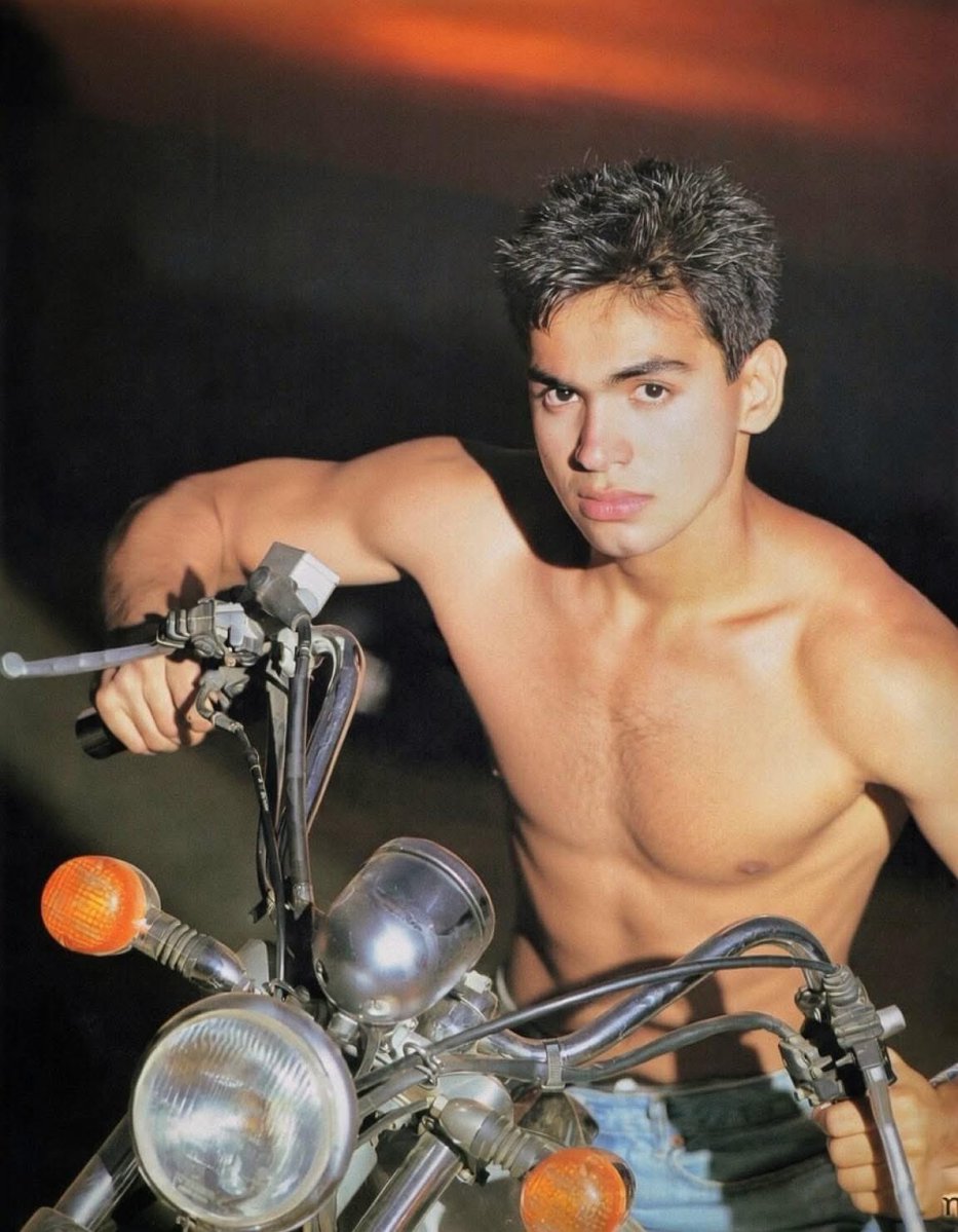 Carlos Amir Agassi tweet media