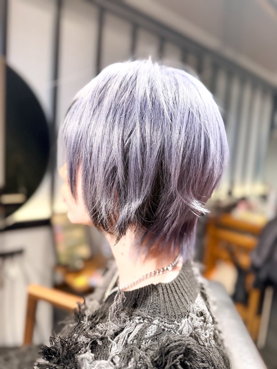 chiiiiiiba63's tweet photo. 遅くなったけど今回のNewアー写の髪の毛も髪処majolikaでお願いしてきました◎
アイロン後のキューティクルつよつよでトリートメント最強なんだなと思いました。
いつも綺麗にしてくれてありがとうございます！！ https://t.co/iLL82Nwtoa