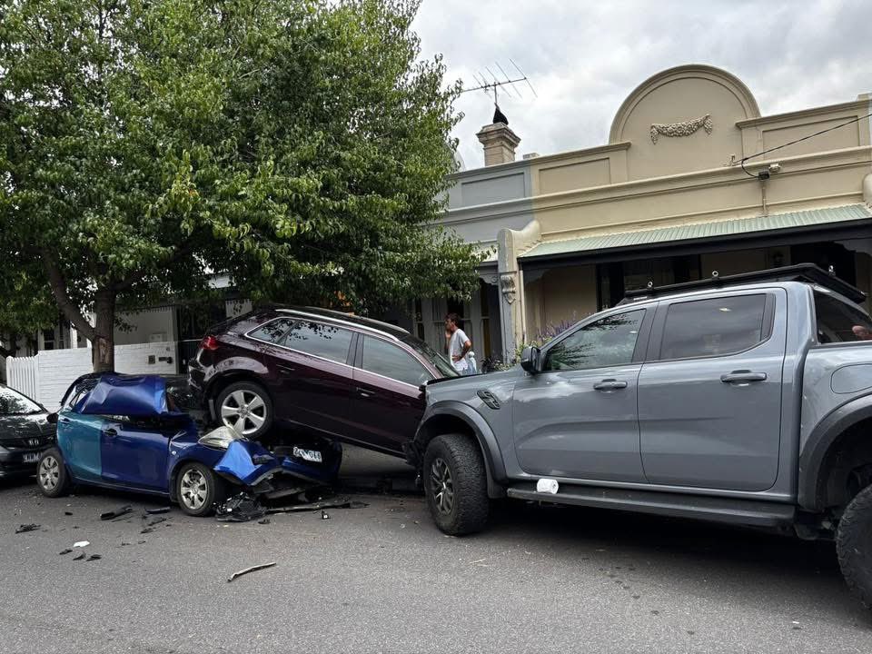 Hipstergeddon tweet media