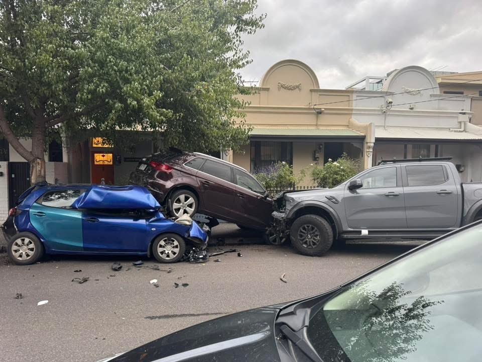 Hipstergeddon tweet media