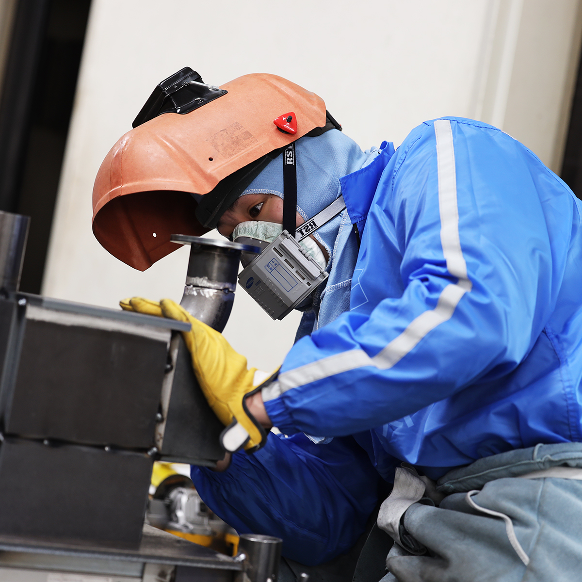 WorldskillsJ's tweet image. Samsung Skills Invitation Friendship Challenge
第48回技能五輪国際大会 日本代表選手参戦！
「溶接」職種
福井 旺暉 選手［三菱重工業株式会社］
#WorldSkillsJapan #WorldSkills #Welding #WorldSkillsShanghai2026 #감사합니다