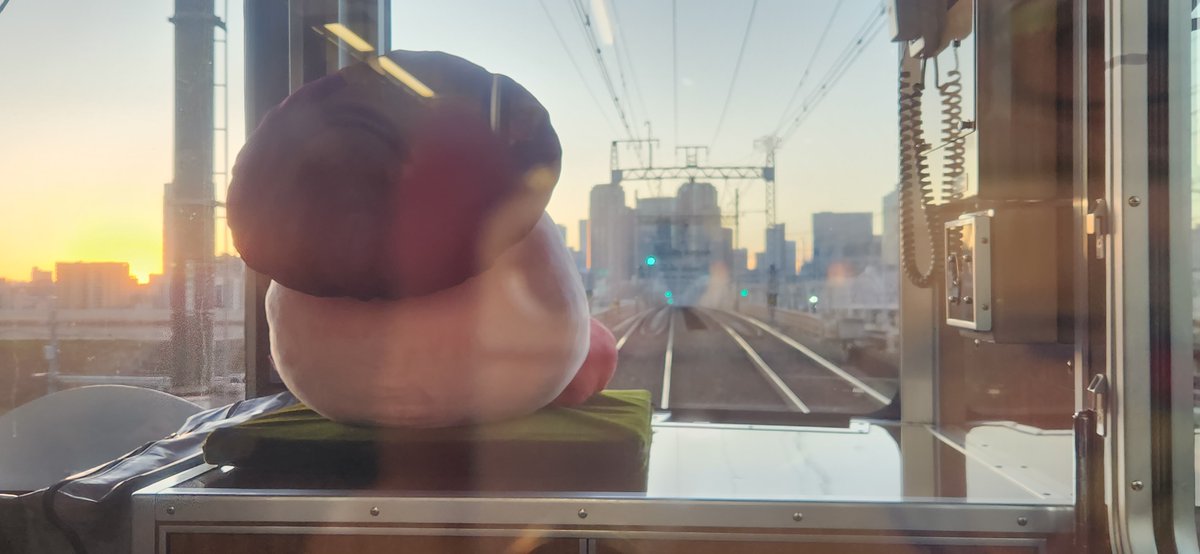 阪急コラボ本当にありがとうございました🚃𓈒𓂂𓏸
始発の京都線に揺られながら見たカービィちゃんと朝日が忘れられません✨