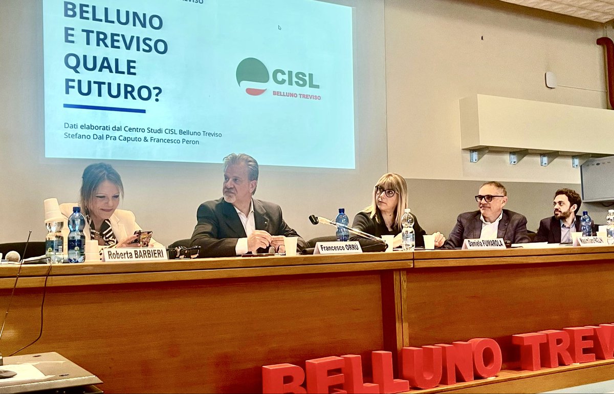 CislNazionale's tweet photo. Tappa a Feltre oggi per la Segretaria Generale della #Cisl #DanielaFumarola che concluderà con il suo intervento i lavori del Consiglio Generale della UST CISL Belluno -Treviso.
@CislBLTV