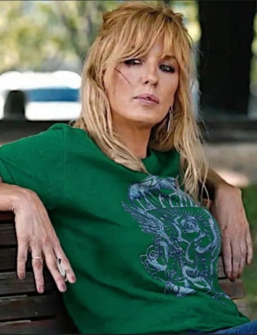 Beth Dutton tweet media