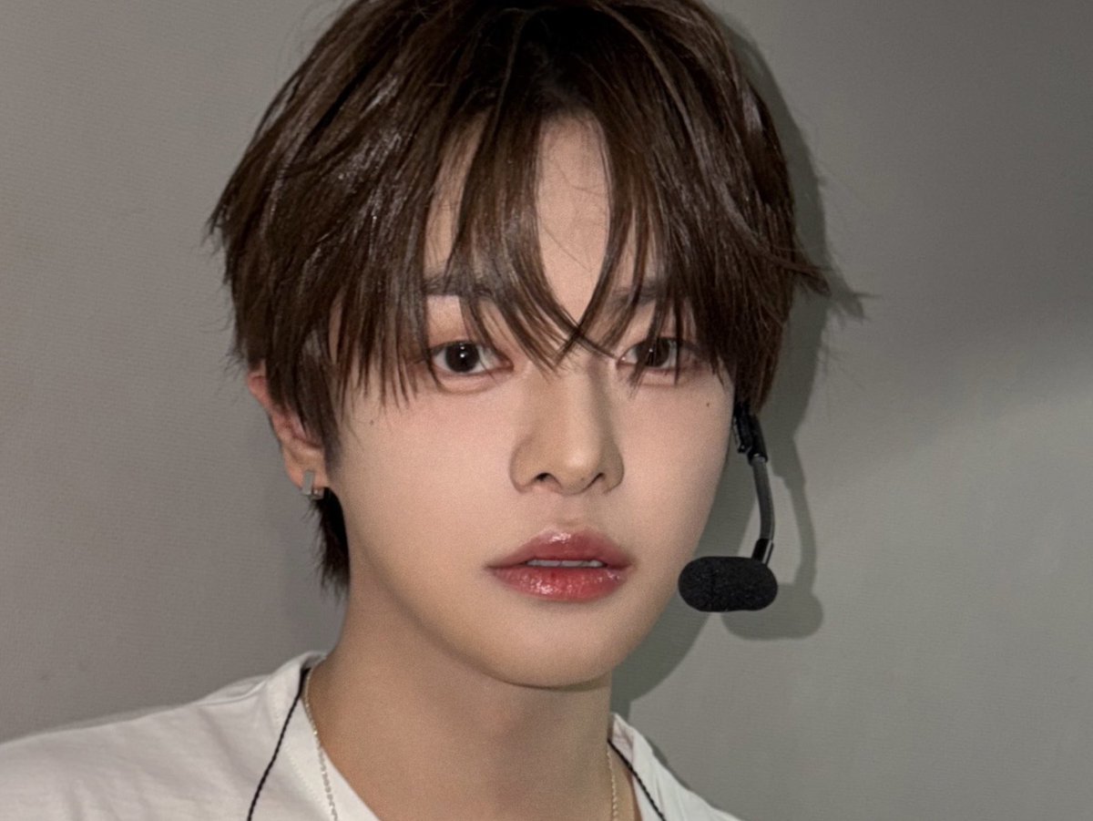 이리오 얼굴 tweet media