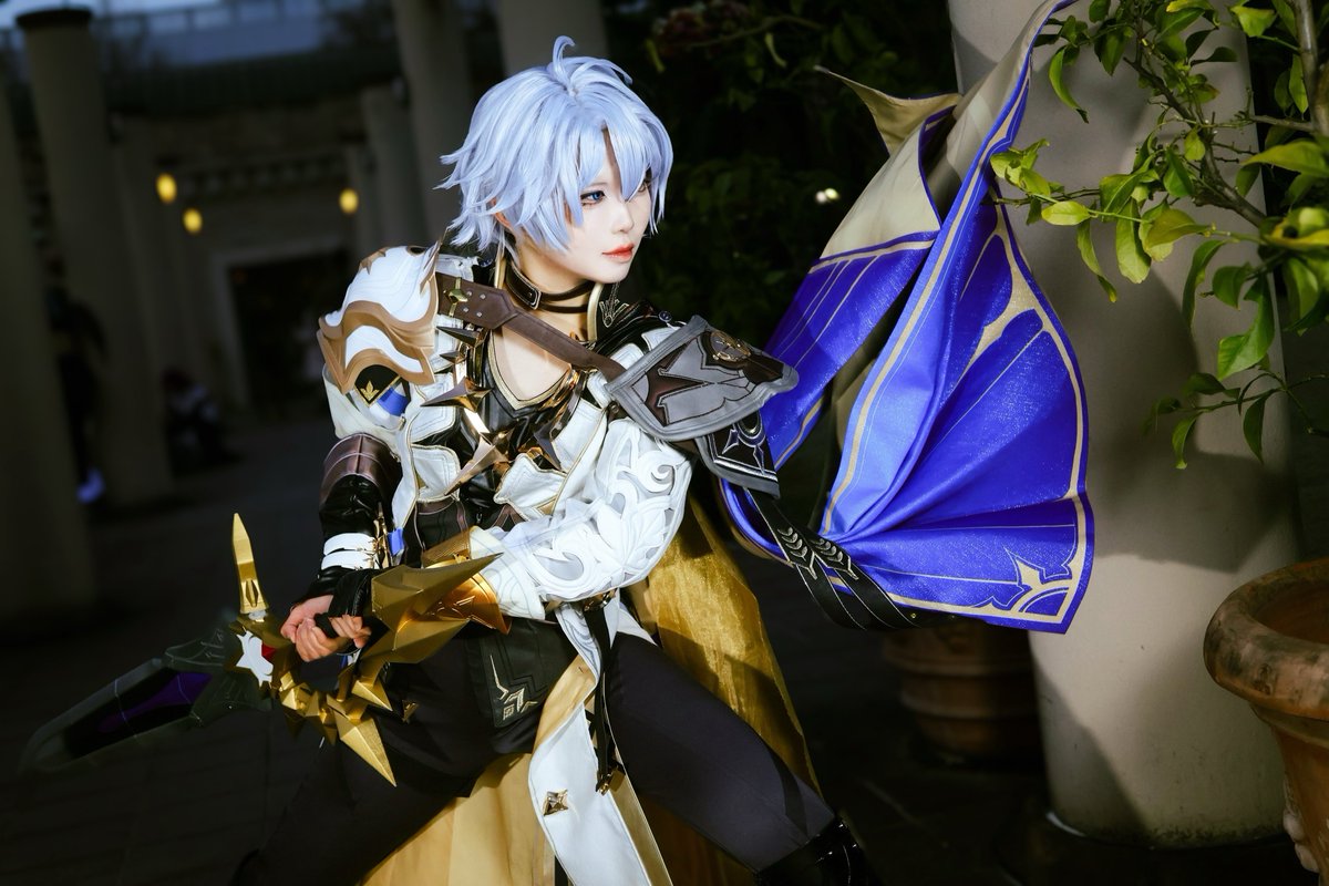 cosplay / コスプレ
崩壊：スターレイル ファイノン ☀️

Phainon
—-Prisoner of Flames

#HonkaiStarRail  #Phainon
#ビビコス大須若宮