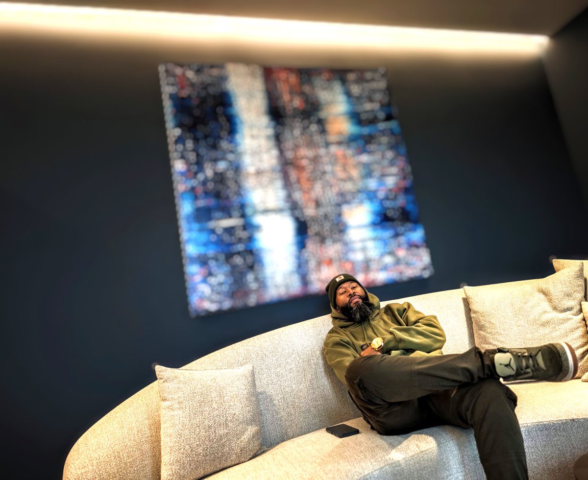 Ominous Hominid 🦍 tweet media