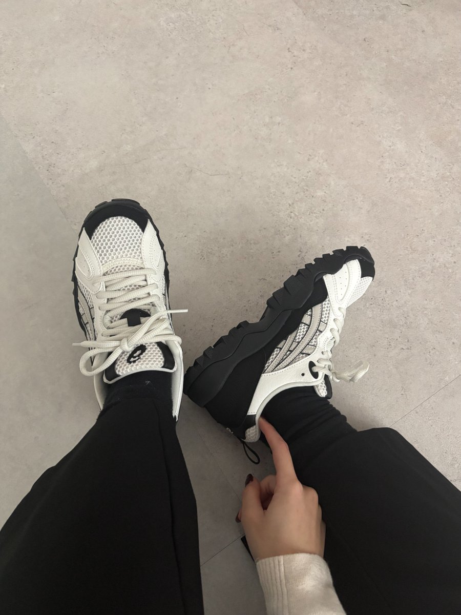 BUYMA(バイマ)| 海外ファッション通販サイト tweet media