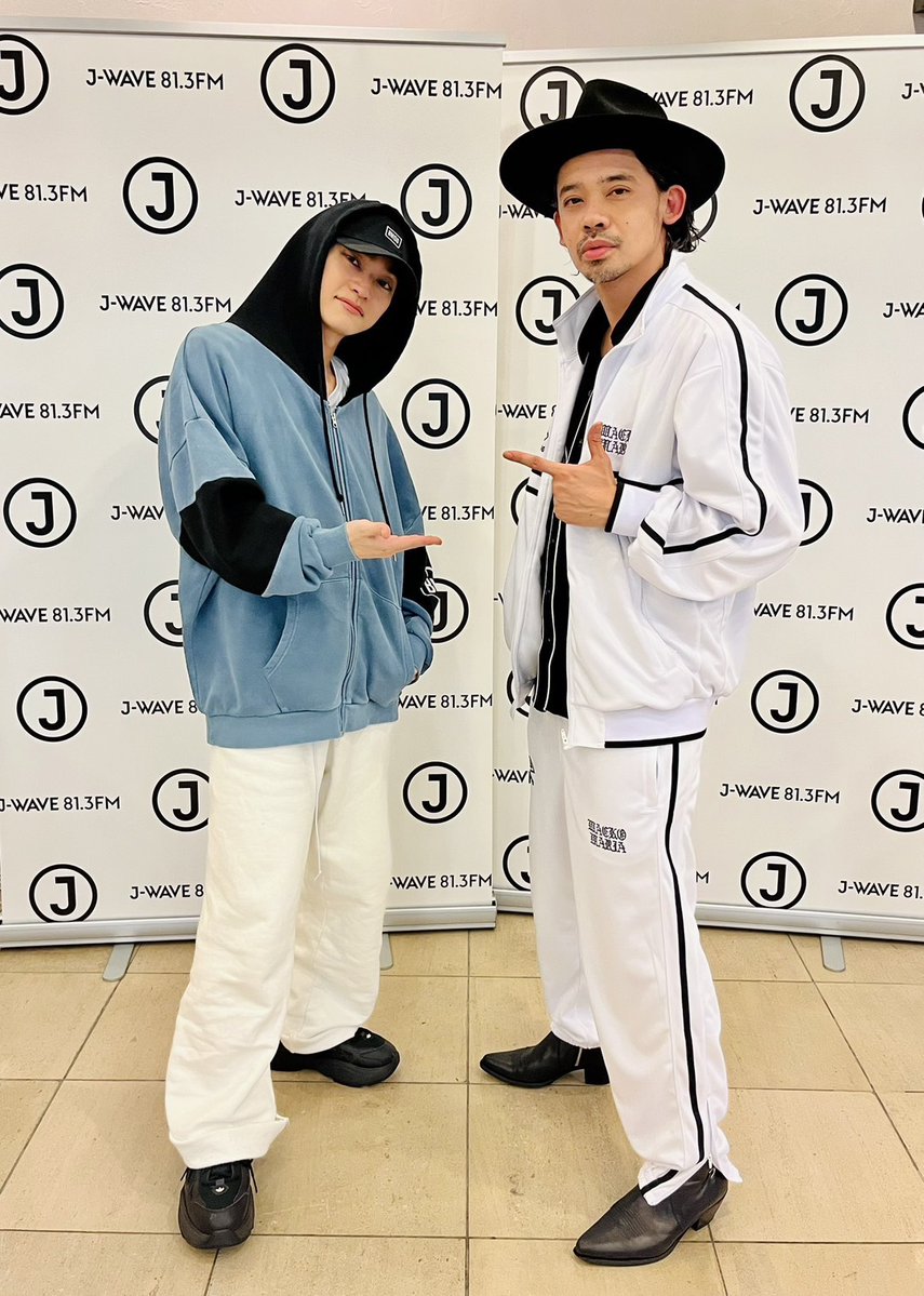 DIVE TO THE NEW WORLD tweet media