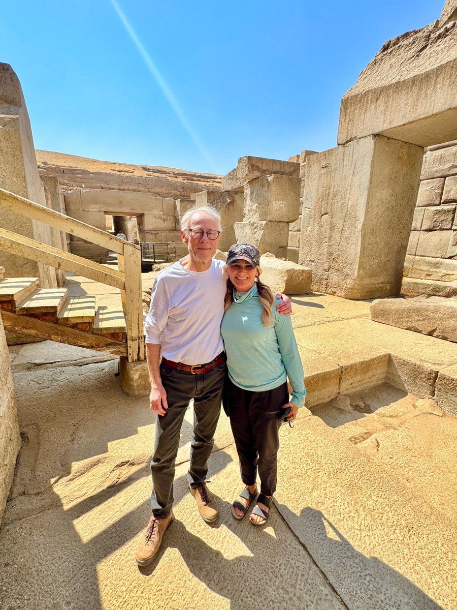 mshelkennington's tweet photo. @Graham__Hancock Sending you all my love and prayers Graham  🫶 The world needs you! Thank you for the unforgettable trip of a lifetime ✨ I’m still not sure if it really happened or if it was the most beautiful dream… https://t.co/Z5trLTga2R