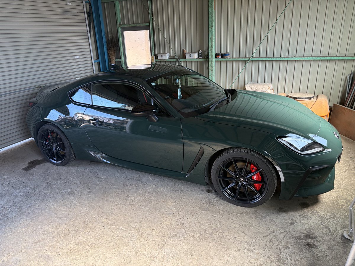3Tf25's tweet photo. 天気良くてドライブ行きたいけど、ガソリン代値上がりで車庫で眠らせとくしかないのかな💦
 #ge86 
 #ドライブ
 #ガソリン代 https://t.co/mQeR7Fm1pO