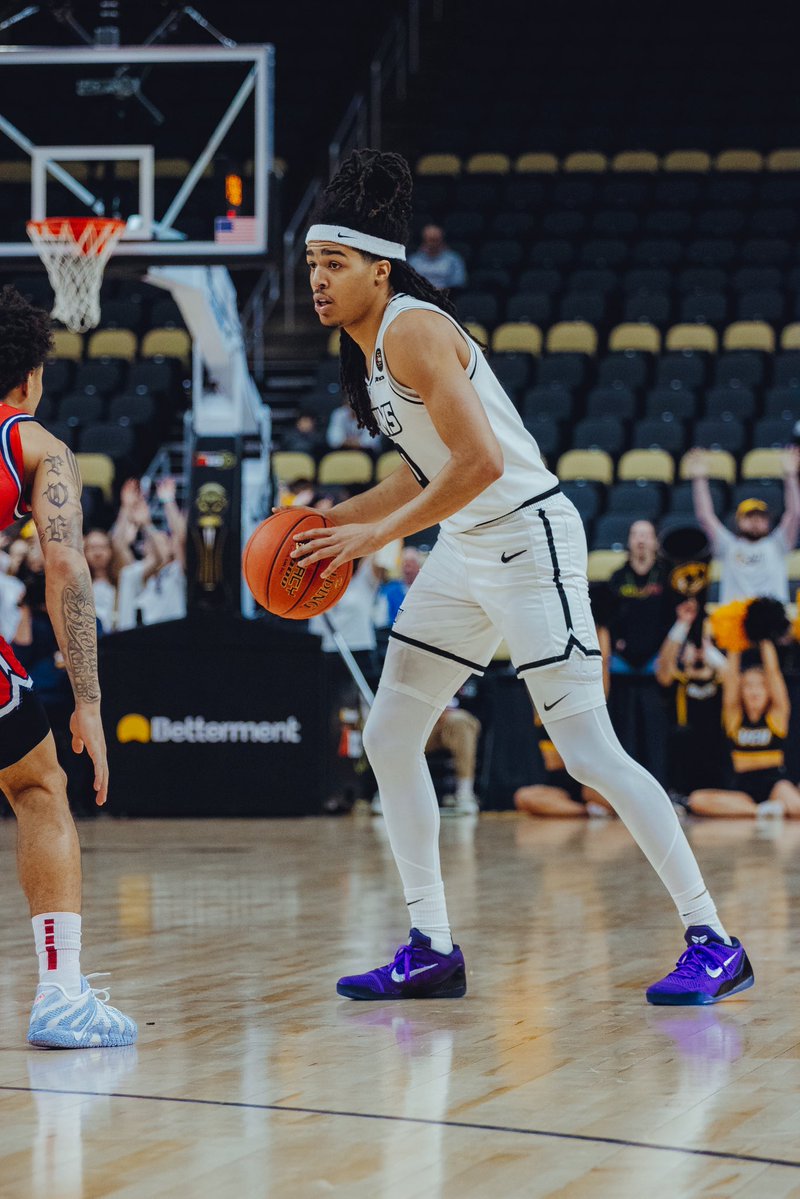 Cover Three Athletics tweet media