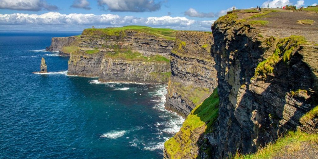 Alberta Motor Assoc. tweet media