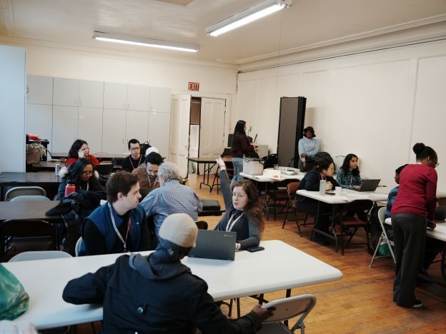 This past Saturday we were able to assist seven clients with issues ranging from workers rights, stability for a housing situation, how to use housing vouchers, and information on completing their citizenship test.  Thank you to all of our volunteers who served.