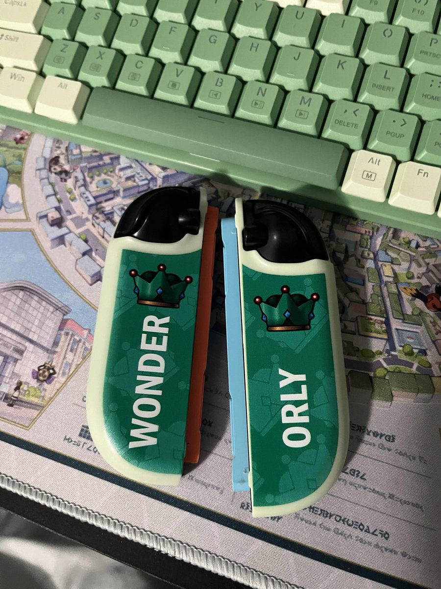 Short King Orly 👑 tweet media